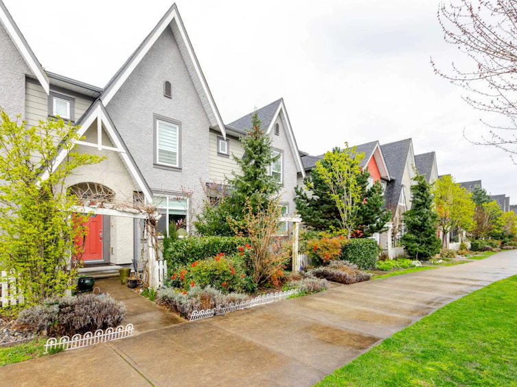 21017 80 Avenue, Langley, BC, V2Y 0J4 - 2