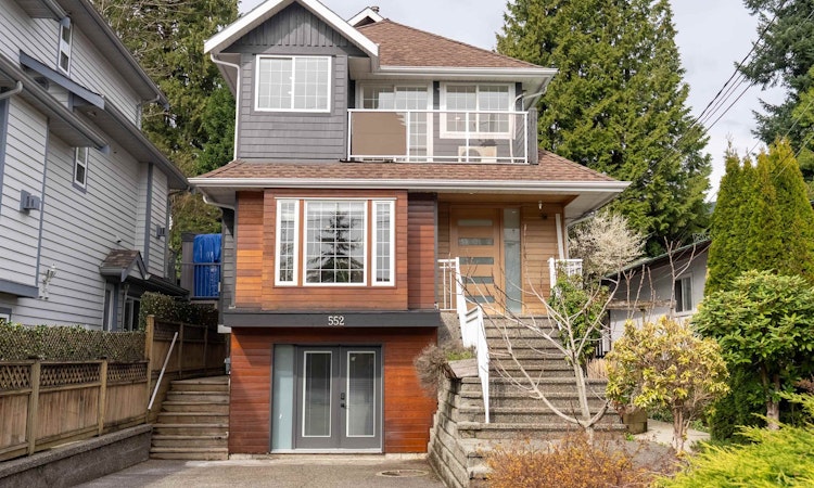 552 W 25th Street