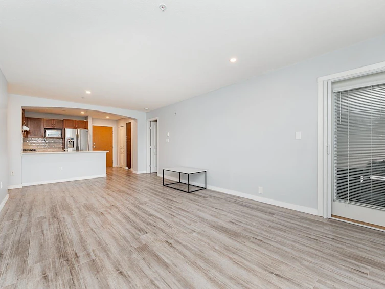 302-2951 Silver Springs Boulevard, Coquitlam, BC, V3E 3S4 - 12