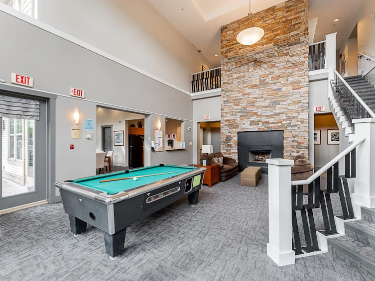 302-2951 Silver Springs Boulevard, Coquitlam, BC, V3E 3S4 - 32
