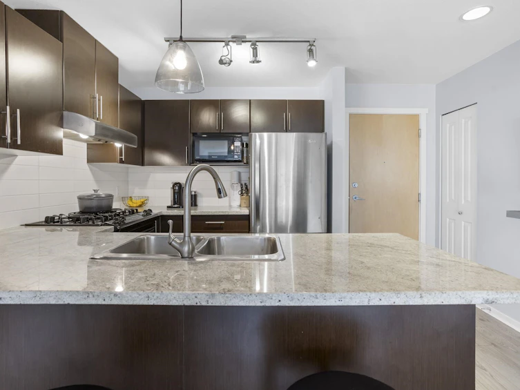 313-700 Klahanie Drive, Port Moody, BC, V3H 5L3 - 7