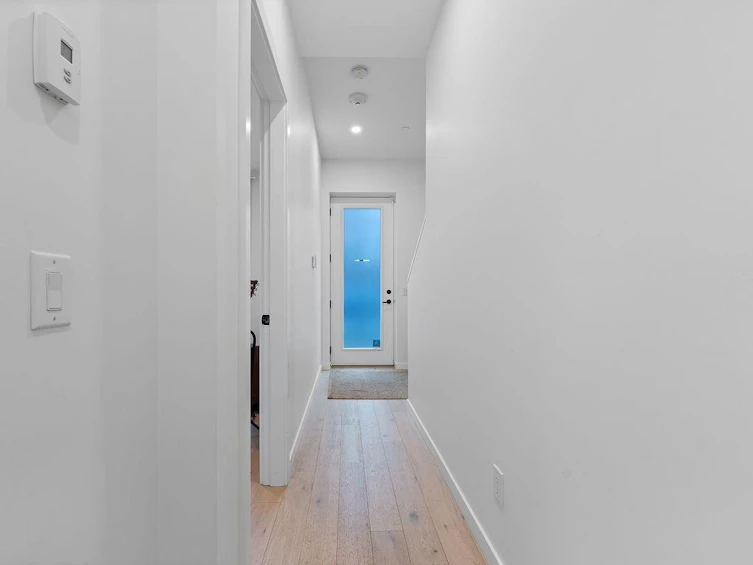 50-528 E 2nd Street, North Vancouver, BC, V7L 0G8 - 34