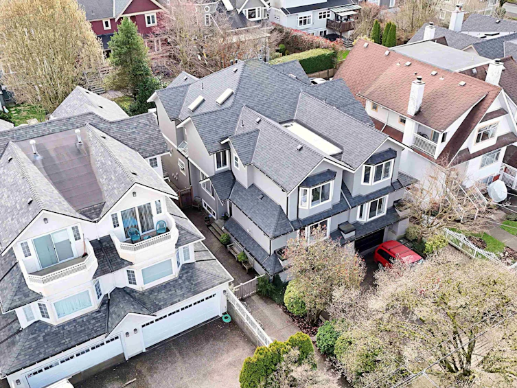 2556 W 7th Avenue, Vancouver, BC, V6K 1Y9 - 33