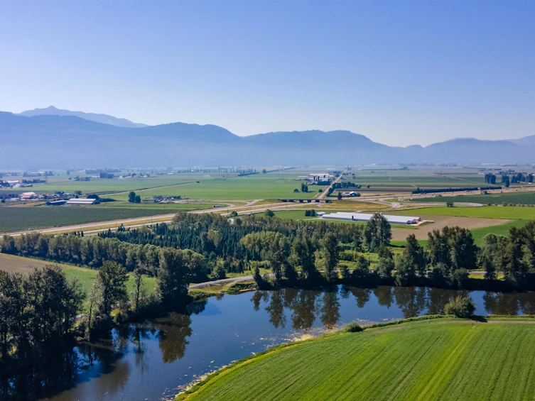 39881 North Parallel Road, Abbotsford, BC, V3G 2S8 - 8