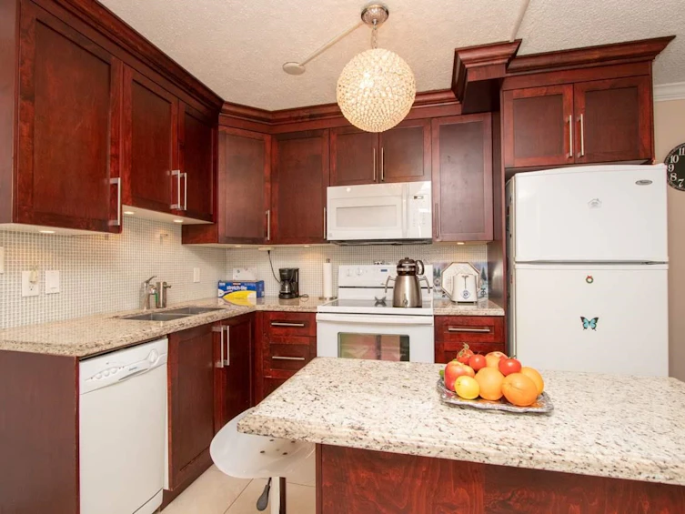 810-2016 Fullerton Avenue, North Vancouver, BC, V7P 3E6 - 6