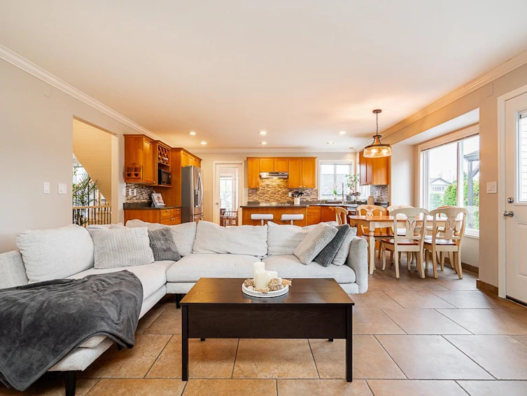 6909 182b Street, Surrey, BC, V3S 9H4 - 10