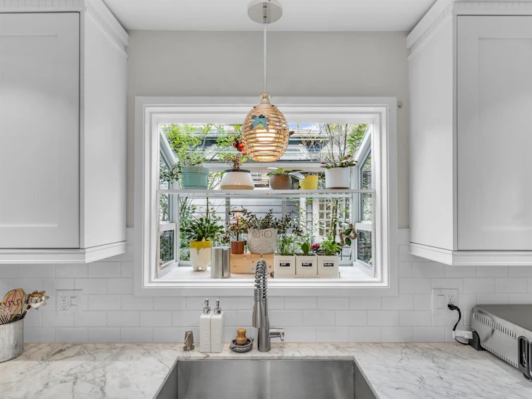1032 W Keith Road, North Vancouver, BC, V7P 1Y5 - 12