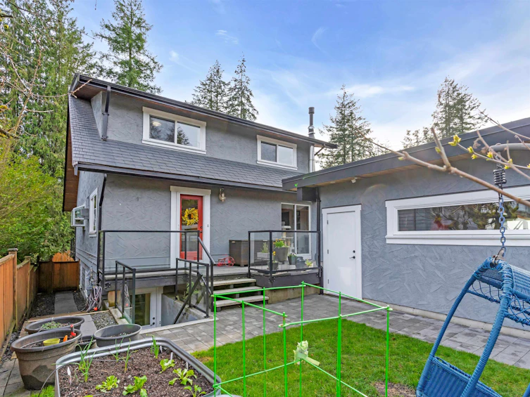 1032 W Keith Road, North Vancouver, BC, V7P 1Y5 - 33