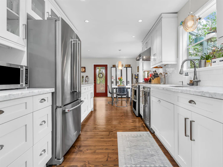 1032 W Keith Road, North Vancouver, BC, V7P 1Y5 - 11