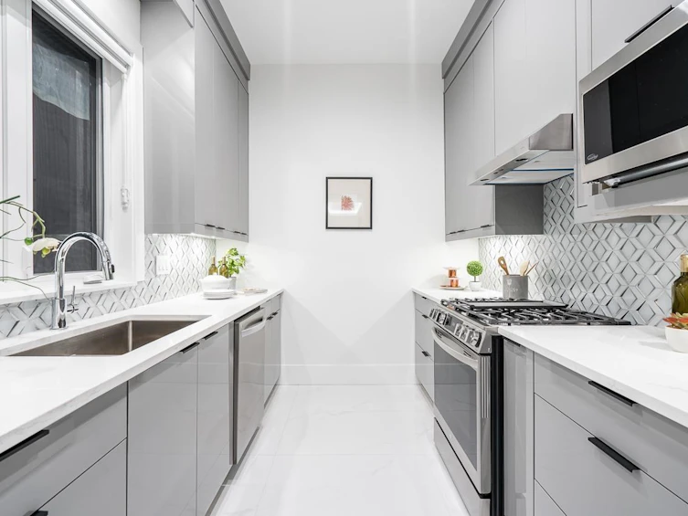 13950 Kalmar Road, Surrey, BC, V3R 5C7 - 18
