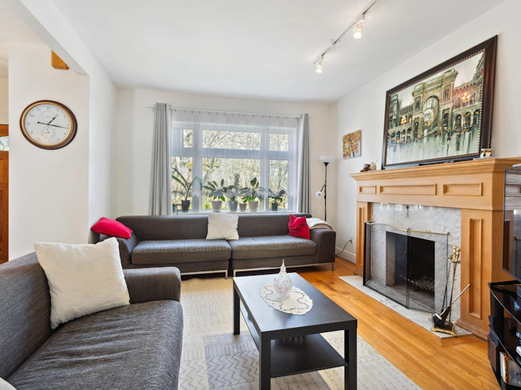 4104 W 14th Avenue, Vancouver, BC, V6R 2X5 - 3