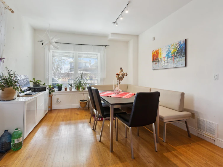 4104 W 14th Avenue, Vancouver, BC, V6R 2X5 - 10