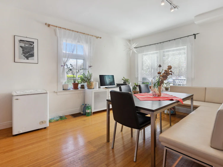 4104 W 14th Avenue, Vancouver, BC, V6R 2X5 - 11