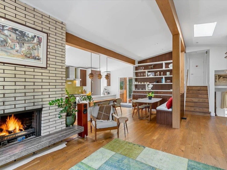 879 52a Street, Delta, BC, V4M 3A1 - 4