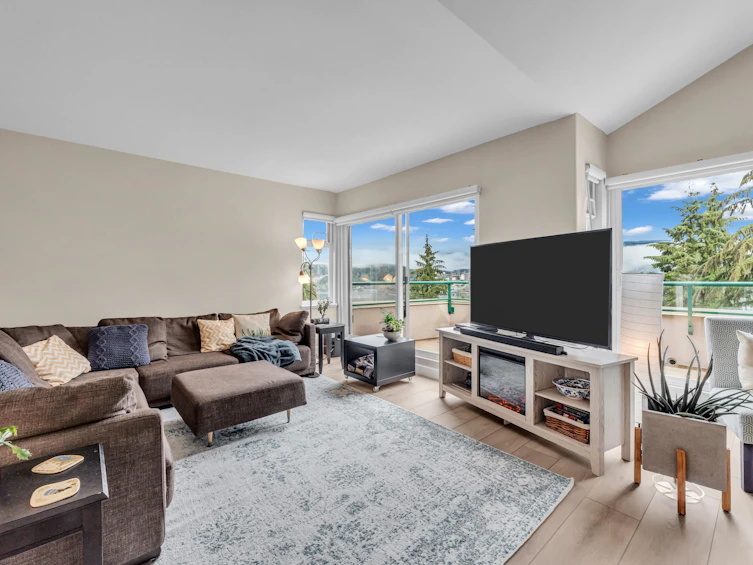 74 Shoreline Circle, Port Moody, BC, V3H 5B3 - 3