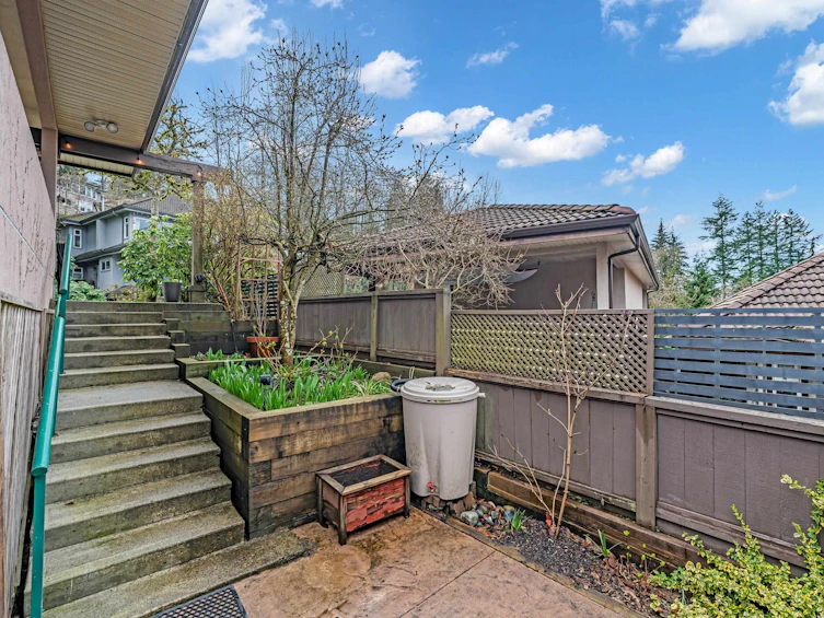 74 Shoreline Circle, Port Moody, BC, V3H 5B3 - 36