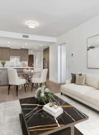 304 2780 Valley Centre Avenue
