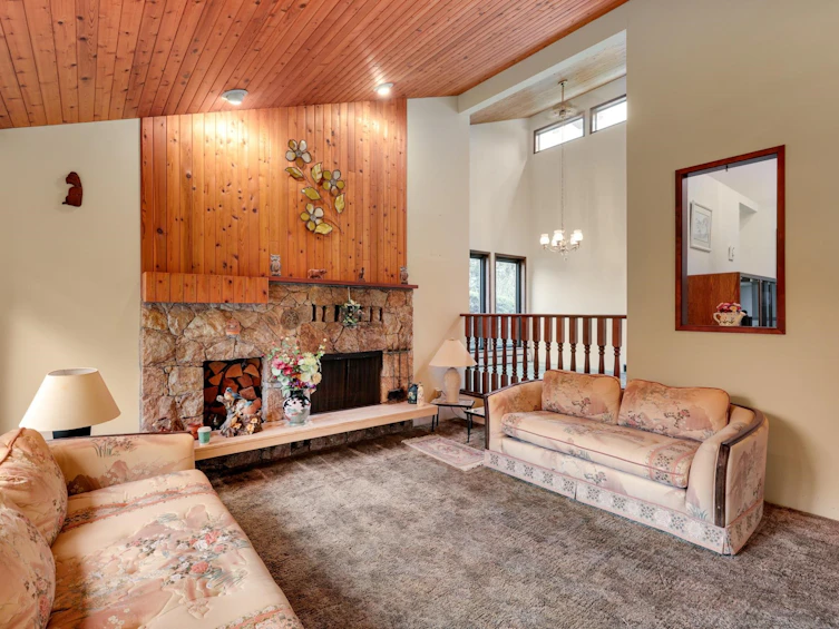 1199 Eastview Road, North Vancouver, BC, V7J 1L7 - 3