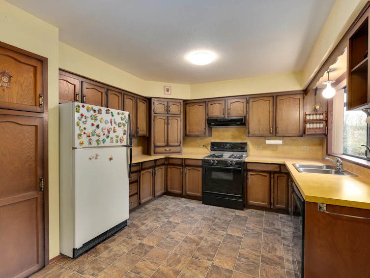1199 Eastview Road, North Vancouver, BC, V7J 1L7 - 8