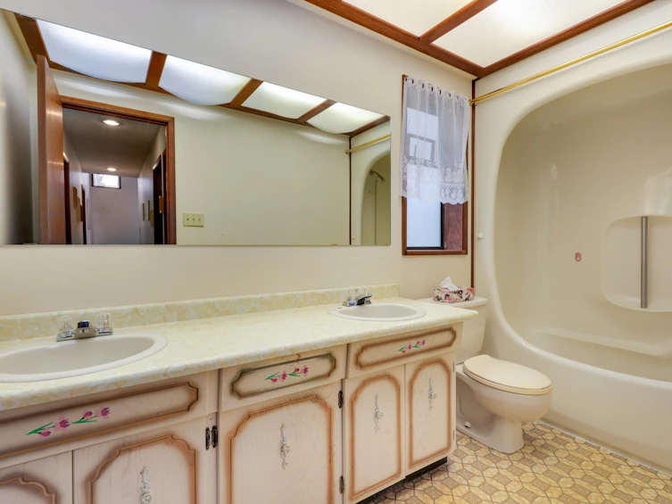 1199 Eastview Road, North Vancouver, BC, V7J 1L7 - 20