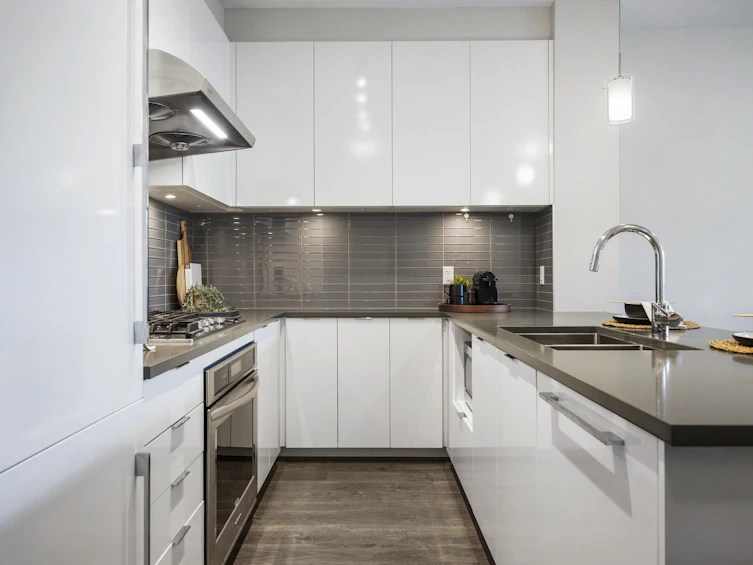 327-9311 Alexandra Road, Richmond, BC, V6X 0L8 - 8