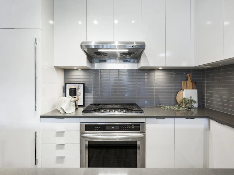327-9311 Alexandra Road, Richmond, BC, V6X 0L8 - 10