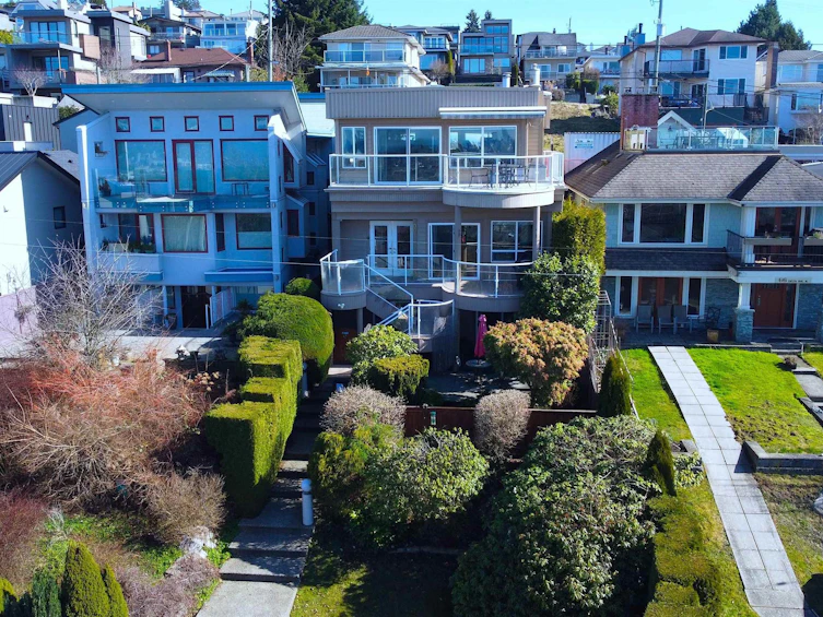 100 N Delta Avenue, Burnaby, BC, V5B 1E6 - 35