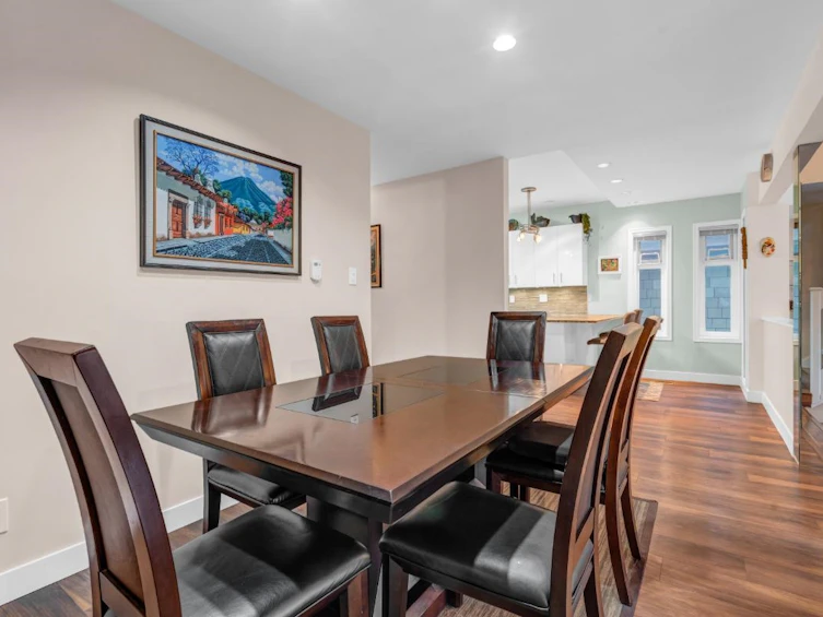 100 N Delta Avenue, Burnaby, BC, V5B 1E6 - 17