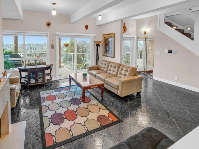 100 N Delta Avenue, Burnaby, BC, V5B 1E6 - 16
