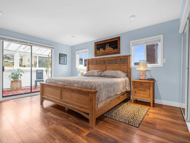 100 N Delta Avenue, Burnaby, BC, V5B 1E6 - 7