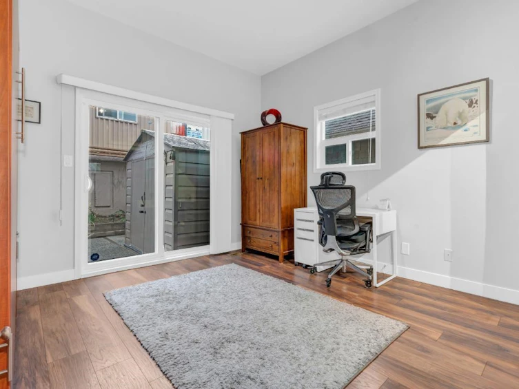 100 N Delta Avenue, Burnaby, BC, V5B 1E6 - 20