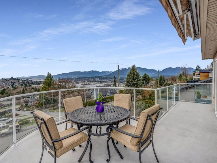 100 N Delta Avenue, Burnaby, BC, V5B 1E6 - 24