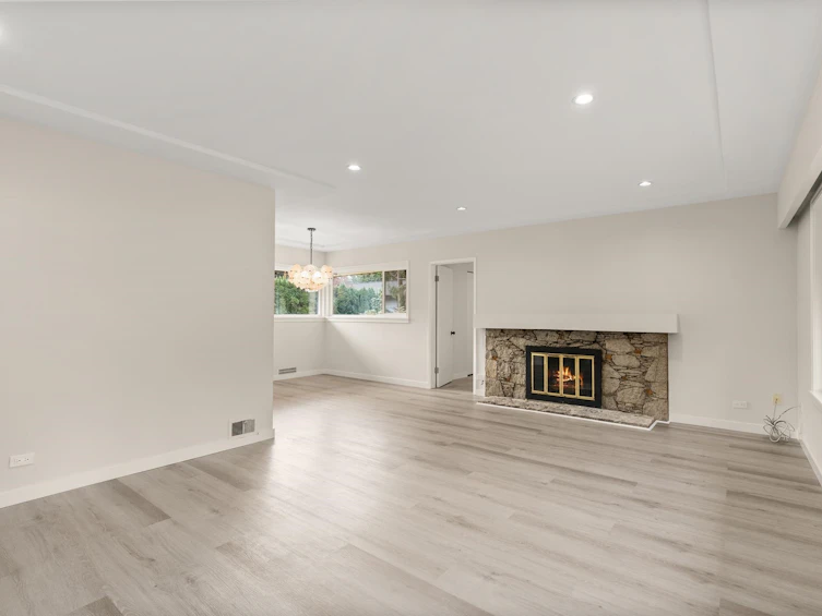 1285 Langdale Drive, North Vancouver, BC, V7R 1Z8 - 2