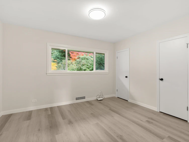 1285 Langdale Drive, North Vancouver, BC, V7R 1Z8 - 13
