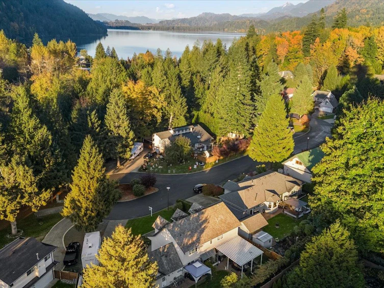 10-1735 Spring Creek Drive, Cultus Lake, BC, V2R 0C9 - 39