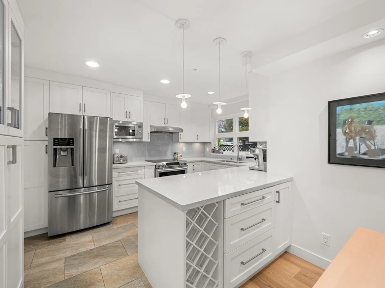 3203 Manitoba Street, Vancouver, BC, V5Y 3Z9 - 6