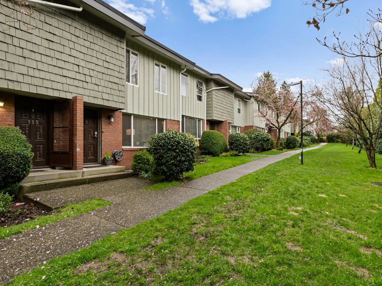 111-9061 Horne Street, Burnaby, BC, V3N 4L2 - 31