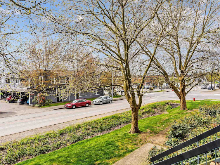 111-17661 58a Avenue, Surrey, BC, V3S 1N4 - 23