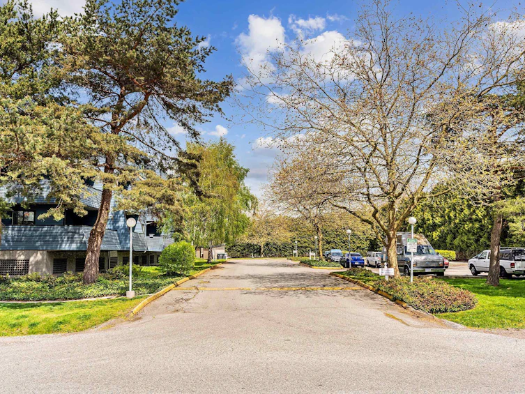 111-17661 58a Avenue, Surrey, BC, V3S 1N4 - 24