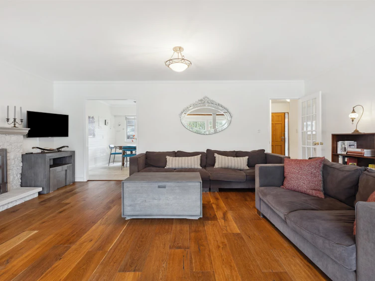2366 Hazellynn Place, North Vancouver, BC, V7J 2S1 - 7