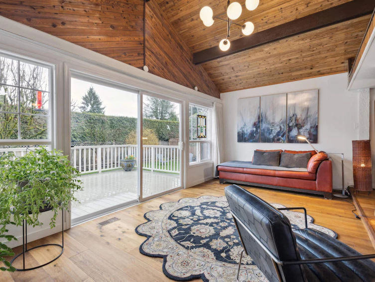 2366 Hazellynn Place, North Vancouver, BC, V7J 2S1 - 9