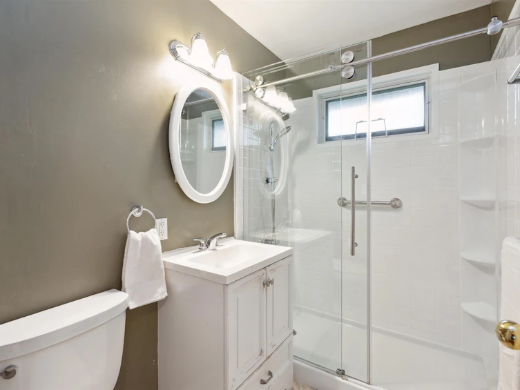2366 Hazellynn Place, North Vancouver, BC, V7J 2S1 - 25
