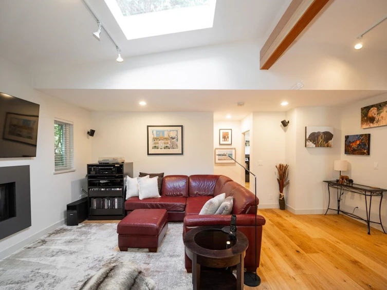 4682 Eastridge Road, North Vancouver, BC, V7G 1K4 - 22