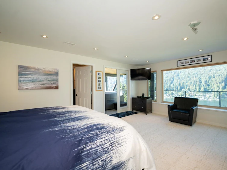 4682 Eastridge Road, North Vancouver, BC, V7G 1K4 - 32