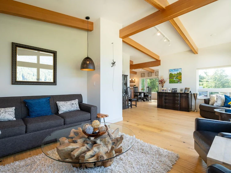 4682 Eastridge Road, North Vancouver, BC, V7G 1K4 - 10