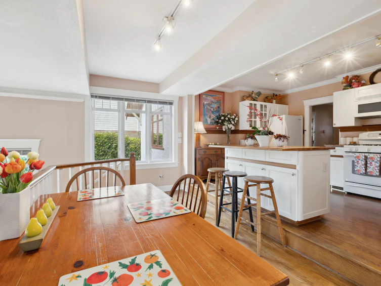 2360 Kings Avenue, West Vancouver, BC, V7V 2C4 - 8