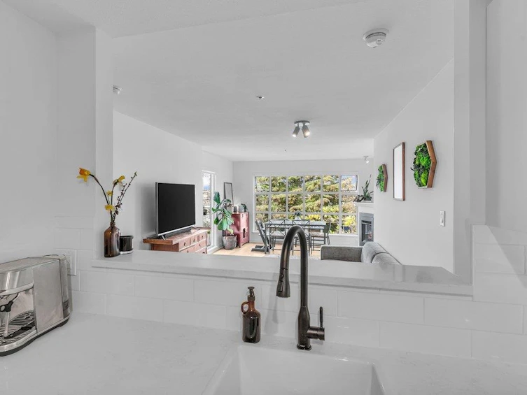 306-228 E 18th Avenue, Vancouver, BC, V5V 1E6 - 4