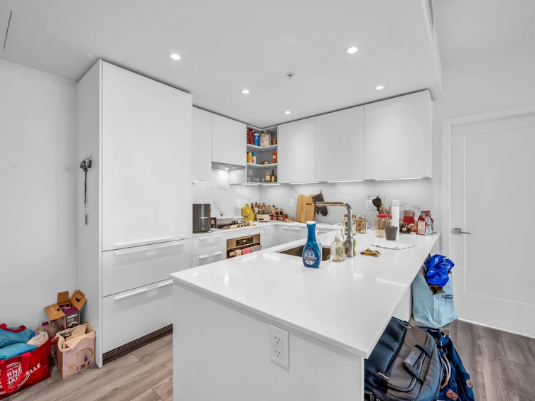 909-6699 Dunblane Avenue, Burnaby, BC, V5H 0J8 - 5
