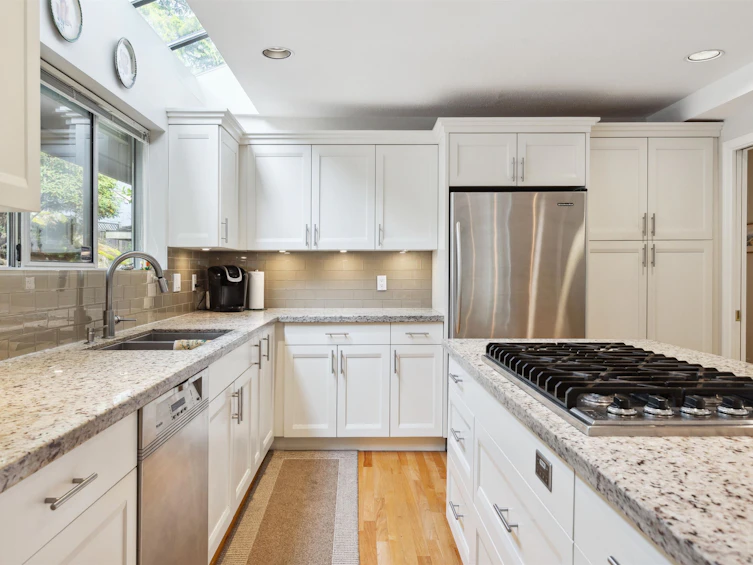 4881 Meadfeild Road, West Vancouver, BC, V7W 3E6 - 17