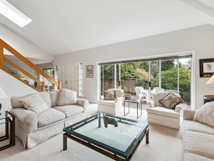 4881 Meadfeild Road, West Vancouver, BC, V7W 3E6 - 4